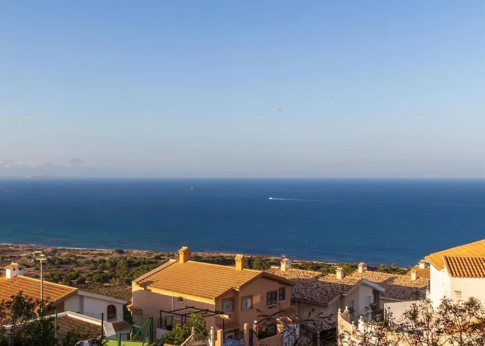 The Lookout - Seaviews & Pool